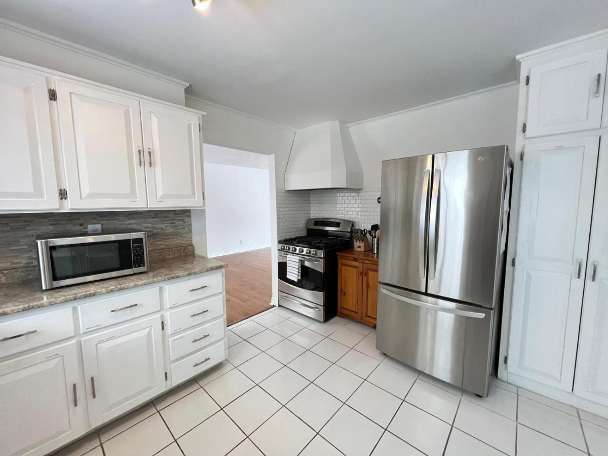 Letitia Heights !E Spacious And Quiet Private Bedroom With Private Bathroom Barrie Exterior foto